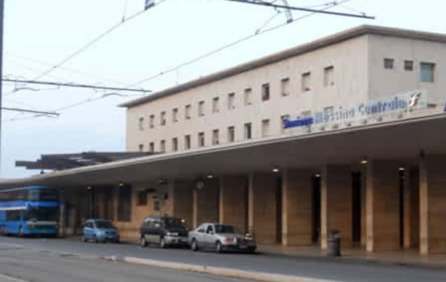 MESSINA, A CAUSA DEL CALDO UN OPERAIO EDILE È FINITO IN OSPEDALE. L’ORDINANZA REGIONALE È TOTALMENTE DISATTESA E LA MANCANZA DI CONTROLLI FAVORISCE L’ILLEGALITÀ. INTERVENGA IL PREFETTO MESSINA, A CAUSA DEL CALDO UN OPERAIO EDILE È FINITO IN OSPEDALE. L’ORDINANZA REGIONALE È TOTALMENTE DISATTESA E LA MANCANZA DI CONTROLLI FAVORISCE L’ILLEGALITÀ. INTERVENGA IL PREFETTO