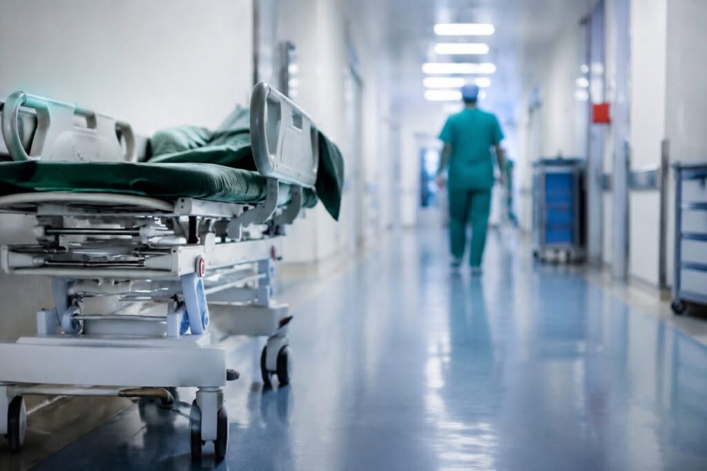 SANITA’ MESSINESE, UIL E UIL FP: “BASTA CON LA DEMOLIZIONE DELLA SANITA’ PUBBLICA E CON LA PENALIZZAZIONE DEGLI OSPEDALI PUBBLICI. SERVONO POSTI LETTO, ASSUNZIONI E RISORSE: L’ABDICAZIONE ALLA SANITA’ PRIVATA NON PUO’ DIVENTARE LA RISPOSTA ALLE CARENZE DEL PUBBLICO” SANITA’ MESSINESE, UIL E UIL FP: “BASTA CON LA DEMOLIZIONE DELLA SANITA’ PUBBLICA E CON LA PENALIZZAZIONE DEGLI OSPEDALI PUBBLICI. SERVONO POSTI LETTO, ASSUNZIONI E RISORSE: L’ABDICAZIONE ALLA SANITA’ PRIVATA NON PUO’ DIVENTARE LA RISPOSTA ALLE CARENZE DEL PUBBLICO”